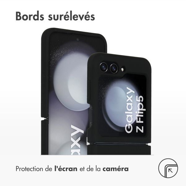 Accezz Coque Liquid Silicone Samsung Galaxy Z Flip 5 - Noir