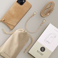 Selencia Coque de télephone Nova Croco avec cordon et porte-cartes Apple iPhone 14 / 13 - Toasted Almond