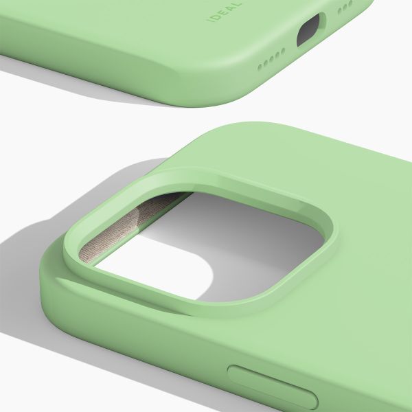 iDeal of Sweden Coque Silicone iPhone 14 Pro - Mint