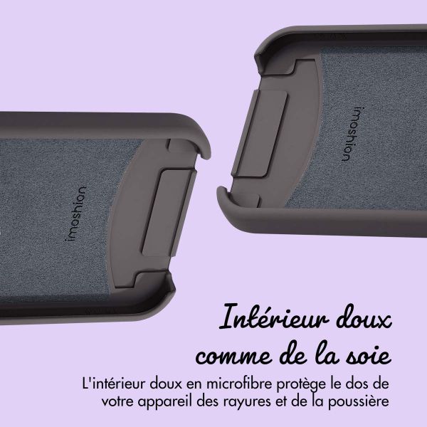 Coque de couleur personnalisée MagSafe avec cordon amovible  et nom iPhone 15 - Black Coffee