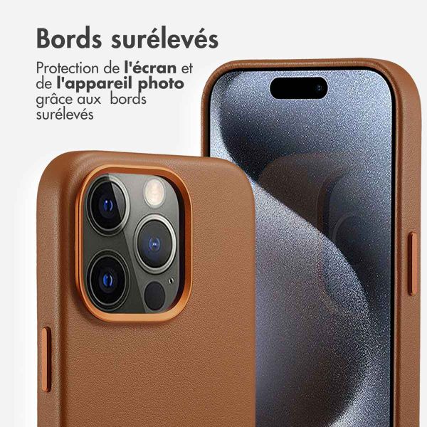 Accezz Coque arrière en cuir avec MagSafe iPhone 15 Pro - Sienna Brown