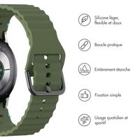 imoshion Bracelet Wave en silicone Samsung Galaxy Watch 4 / 5 / 6 / 7 (20 mm) - Vert foncé