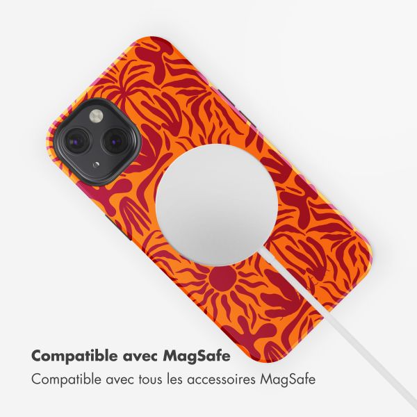 Selencia Coque arrière Vivid Tough avec MagSafe iPhone 13 - Tropical Vibes Apricot