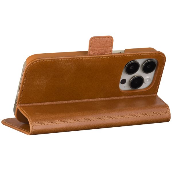 dbramante1928 Étui de télephone portefeuille Apple iPhone 15 Pro - Marron