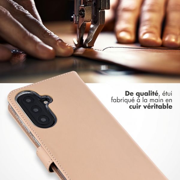 Selencia Étui portefeuille en cuir véritable Samsung Galaxy A57 (5G) - Rose clair