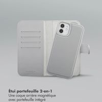 Selencia Étui portefeuille amovible Olyn avec MagSafe Apple iPhone 12 (Pro) - Gris
