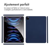 Accezz Coque Liquid Silicone avec porte-stylet iPad Pro 12.9 (2022) / Pro 12.9 (2021) / Pro 12.9 (2020) - Bleu foncé