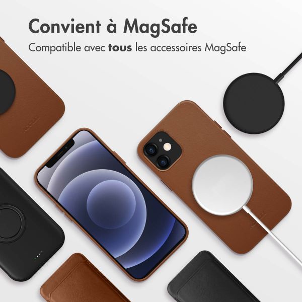 Accezz Coque arrière en cuir avec MagSafe Apple iPhone 12 (Pro) - Sienna Brown