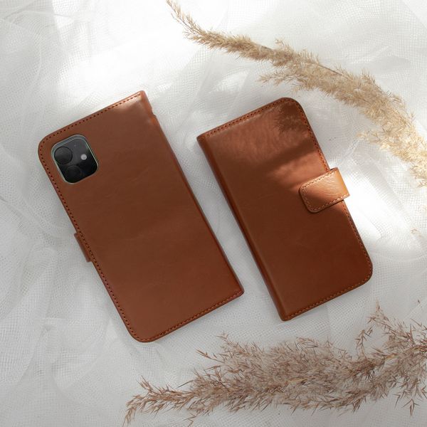 Selencia Étui portefeuille en cuir véritable Apple iPhone 11 - Marron clair