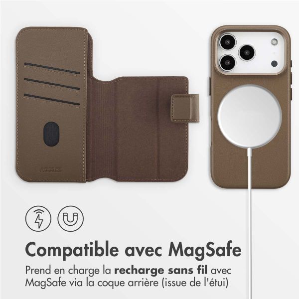 Accezz Étui de télephone portefeuille en cuir 2-en-1 avec MagSafe Apple iPhone 17 Pro - Marron café
