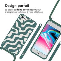 imoshion Coque design en silicone avec cordon Apple iPhone SE (2022 / 2020) / 8 / 7 - Petrol Green Groovy