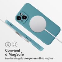 imoshion Coque Couleur avec MagSafe iPhone 15 - Smoke Green