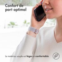 imoshion Bracelet en nylon élastique Apple Watch Series 1 t/m 11 / SE / Ultra (44/45/46/49 mm) - Gris clair