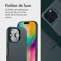 Accezz Étui de télephone portefeuille en cuir 2-en-1 avec MagSafe Apple iPhone 16 Pro - Cedar Green
