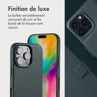 Accezz Étui de téléphone portefeuille en cuir 2-en-1 avec MagSafe iPhone 16 Pro - Cedar Green