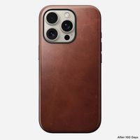 Nomad Coque Modern Horween Leather iPhone 16 Pro - Olde Dublin