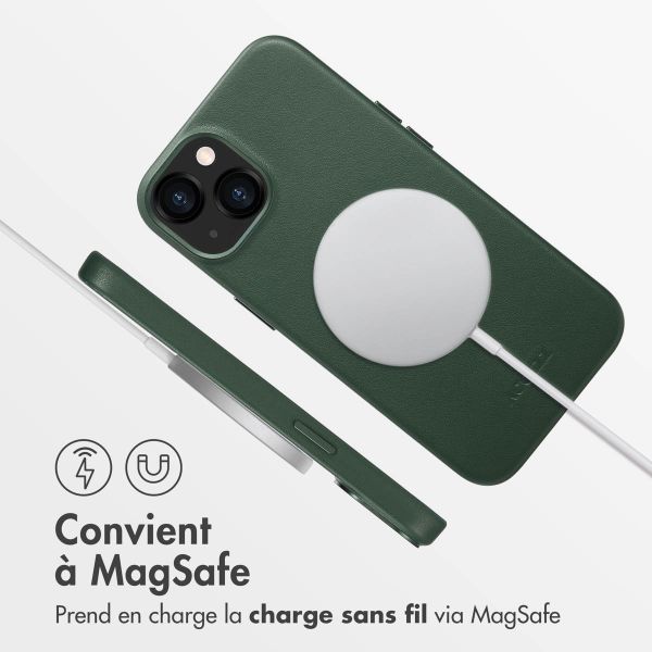 Accezz Coque arrière en cuir avec MagSafe Apple iPhone 13 - Cedar Green