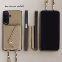 Selencia Coque de télephone Sera avec cordon et porte-cartes enveloppe Samsung Galaxy A17 (5G) - Taupe
