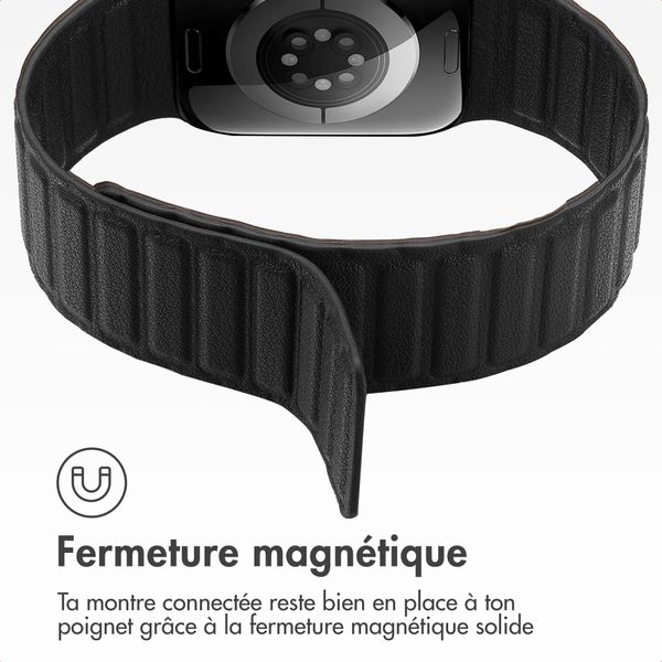 Accezz Bracelet en cuir véritable magnétique Apple Watch | 44/45/46/49 mm - Noir