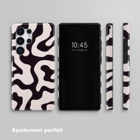 Selencia Coque arrière Vivid Samsung Galaxy S25 Ultra - Art Wave Black