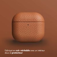 Accezz Coque en Cuir véritable Apple AirPods 4 - Cognac