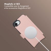 Selencia Étui Riva avec MagSafe et cordon de téléphone Apple iPhone 16e - Old Pink