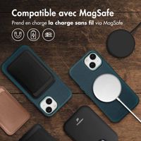 Accezz Coque MagSafe en cuir vintage Apple iPhone 14 - Smokey Green