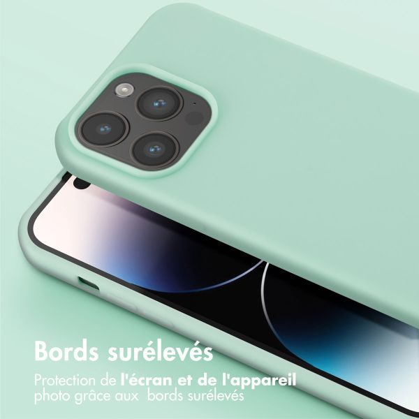 Selencia Coque silicone avec cordon amovible iPhone 14 Pro Max - Turquoise