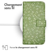 imoshion Étui de téléphone portefeuille Design Samsung Galaxy S25 - Green Flowers