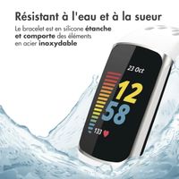 imoshion Bracelet de sport en silicone avec trous Fitbit Charge 5 / Charge 6 - Blanc