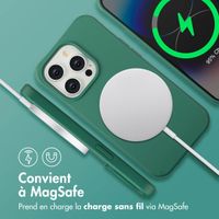 imoshion Coque arrière Color avec cordon amovible et MagSafe Apple iPhone 14 Pro - Vert foncé