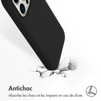 Accezz Coque Liquid Silicone Apple iPhone 14 Pro - Noir
