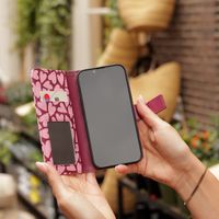 imoshion Étui de télephone portefeuille Design Apple iPhone SE (2022 / 2020) / 8 / 7 / 6(s) - Hearty Blush