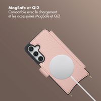 Selencia Étui Riva avec MagSafe et cordon de téléphone Samsung Galaxy S24 / S25 - Old Pink