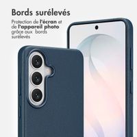 Accezz Coque arrière en cuir avec MagSafe Samsung Galaxy S26 - Nightfall Blue