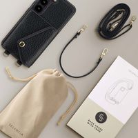 Selencia Coque à cordon avec porte-cartes enveloppe Sera Samsung Galaxy S23 - Noir