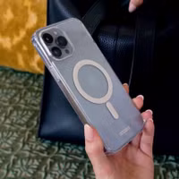 Accezz Coque Clear avec MagSafe pour l'Apple iPhone 13 Pro Max - Transparent