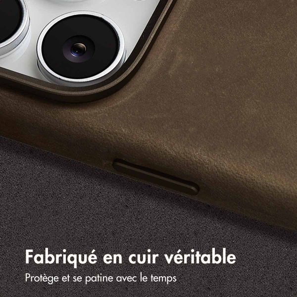 Accezz Coque MagSafe en cuir vintage Apple iPhone 16 Pro - Rustic Brown