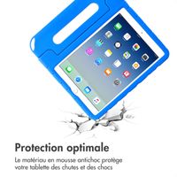 imoshion Coque kidsproof avec poupées amovibles Apple iPad 9 (2021) 10.2 pouces / iPad 8 (2020) 10.2 pouces / iPad 7 (2019) 10.2 pouces - Bleu