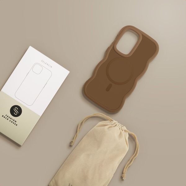 Selencia Coque arrière Wavy avec MagSafe Samsung Galaxy A36 / A56 - Mocha Brown