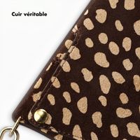 Selencia Nova coque arrière en cuir véritable avec porte-cartes Apple iPhone 14 / 13 - Fawn Chic
