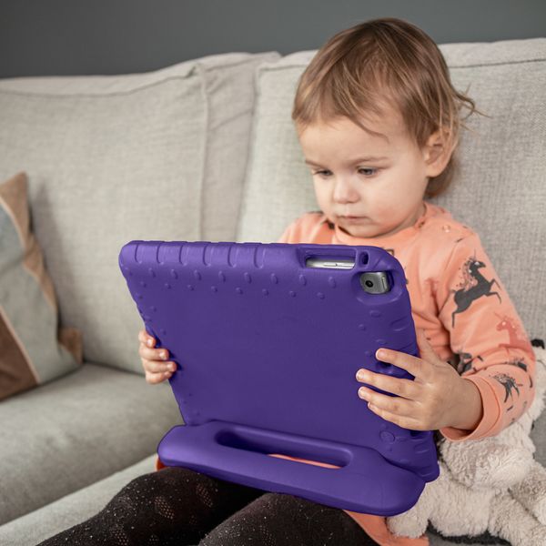 imoshion Coque kidsproof avec poignée iPad 6 (2018) 9.7 pouces / iPad 5 (2017) 9.7 pouces - Violet