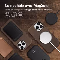 Accezz Coque MagSafe en cuir vintage Apple iPhone 15 Pro Max - Rustic Brown