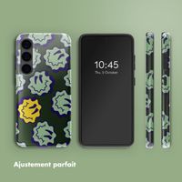 Selencia Coque arrière Vivid Samsung Galaxy S24 - Wavy Smiley Green