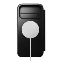 Nomad Étui de style livre folio moderne en cuir Horween avec MagSafe Apple iPhone 17 Pro Max - Noir