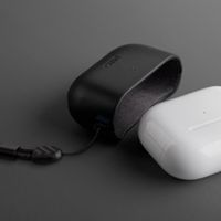 Uniq Coque en cuir véritable Terra Apple AirPods 3 (2021) - Dallas Black