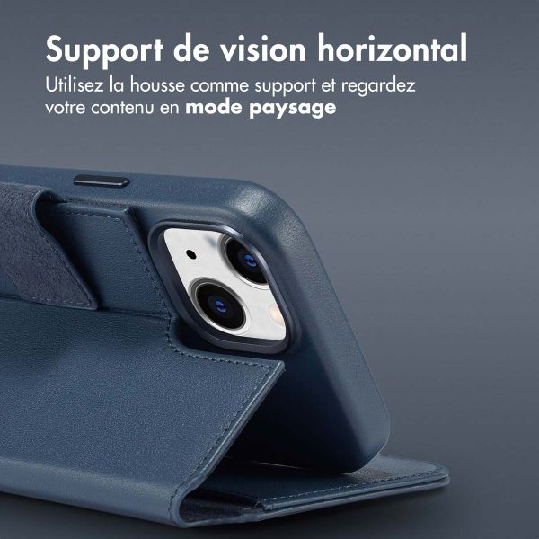 Accezz Étui de téléphone portefeuille en cuir 2-en-1 avec MagSafe iPhone 15 - Nightfall Blue