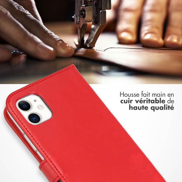 Selencia Étui portefeuille en cuir véritable Apple iPhone 11 - Rouge