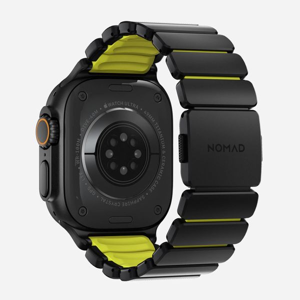 Nomad Bracelet Stratos Apple Watch Series 1 - 11 / SE / Ultra (44/45/46/49 mm) - Volt / Black Titanium