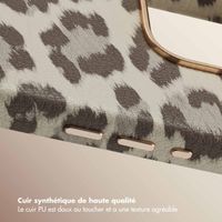 Selencia Coque Sabi imprimé panthère avec MagSafe Apple iPhone 16 Pro - Soft Ivory